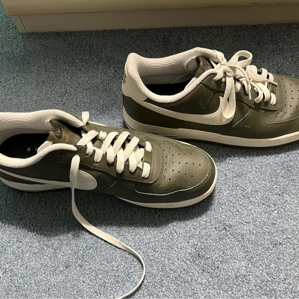 Nike Air Force 1